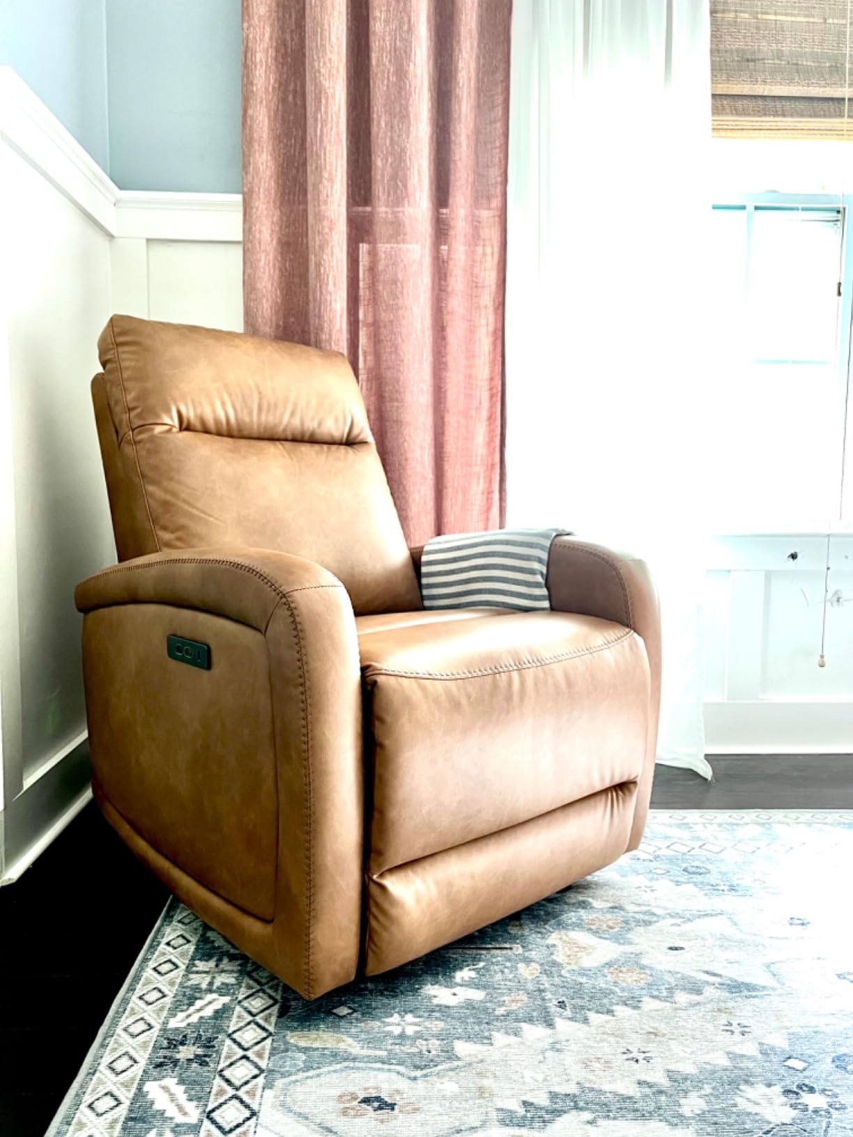 Watson & Whitely Zero Wall Recliners with Power Headrest, Fabric Khaki customer photo 2