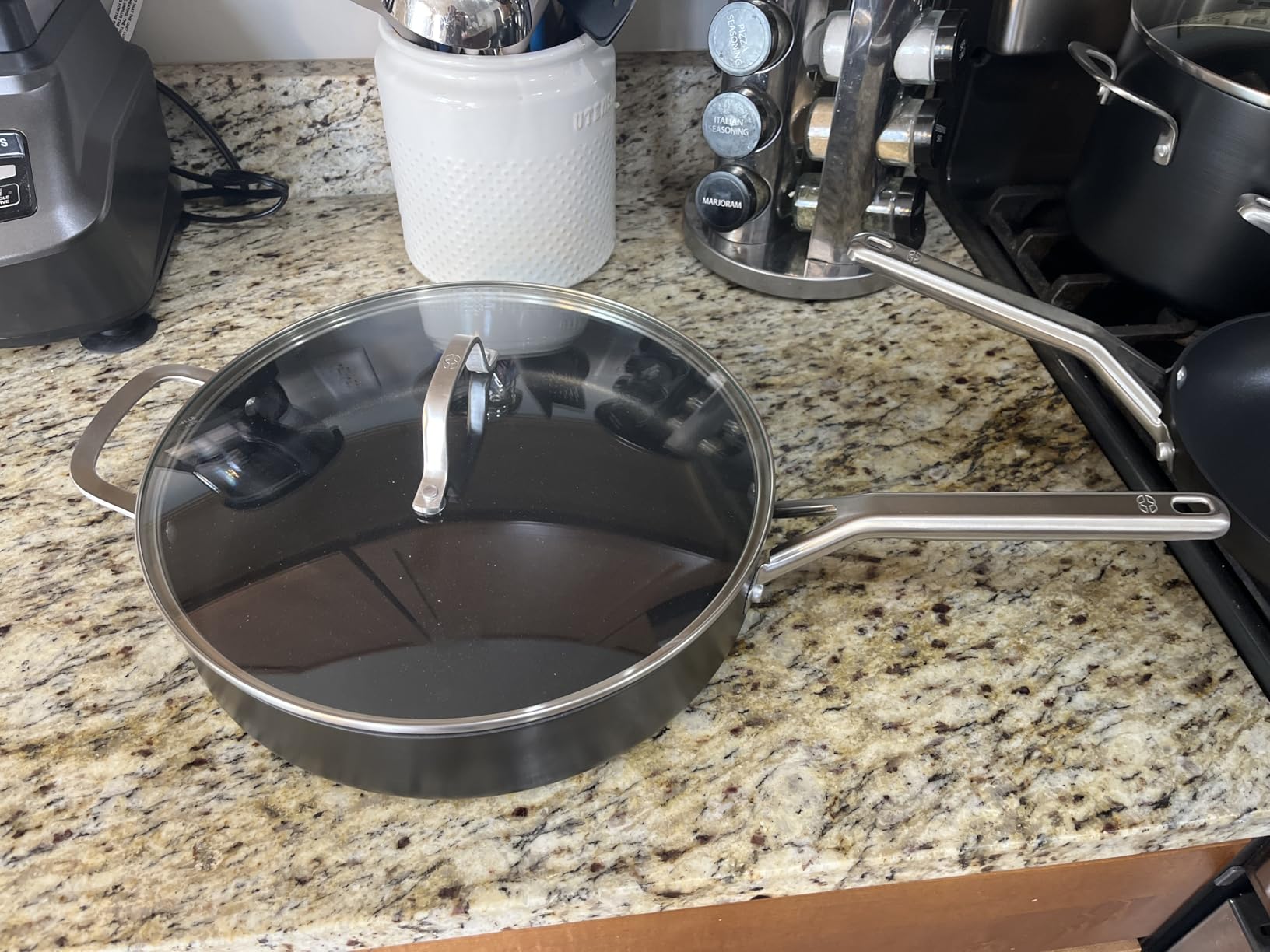 Calphalon® Hard-Anodized Nonstick 5-Qt. Sauté Pan with Lid customer photo 2