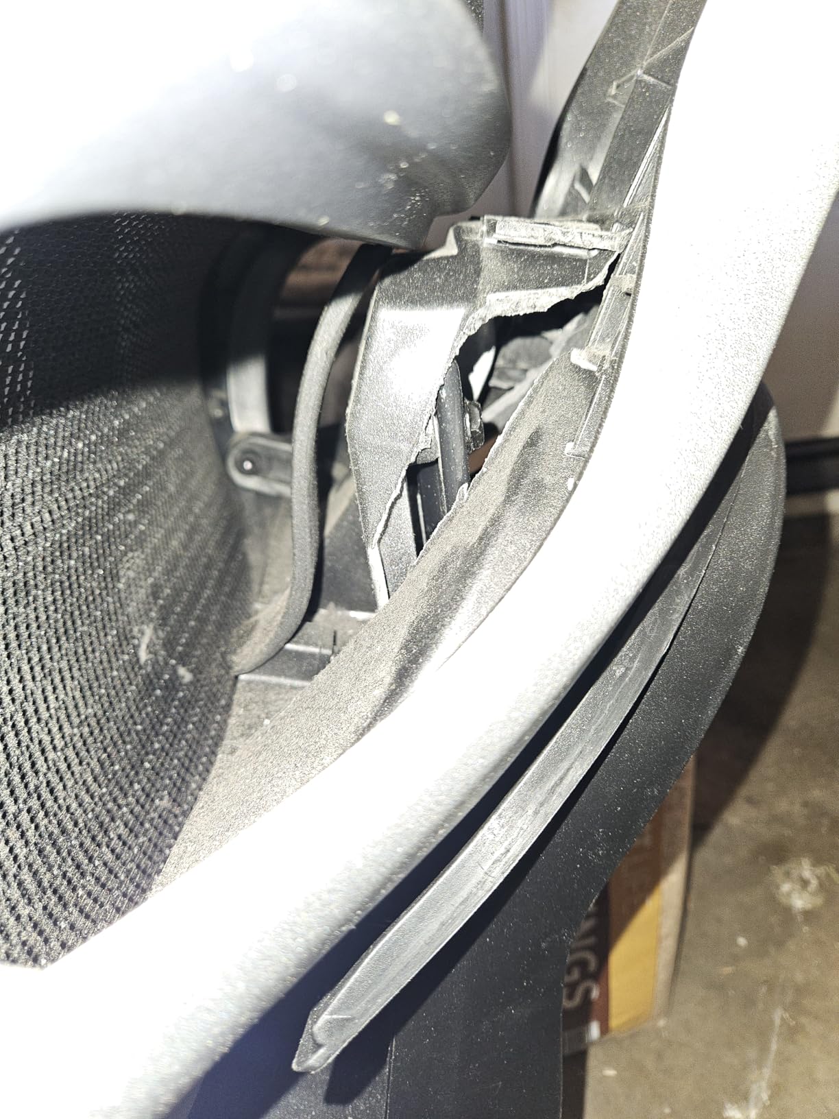 GABRYLLY Ergonomic Office Chair, Big and Tall Mesh Chair with Lumbar Support, 3D armrest - 215° Rotation, Adjustable Headrest & Soft Seat, Durable Computer Chair 350LBS for Work Gaming customer photo 1