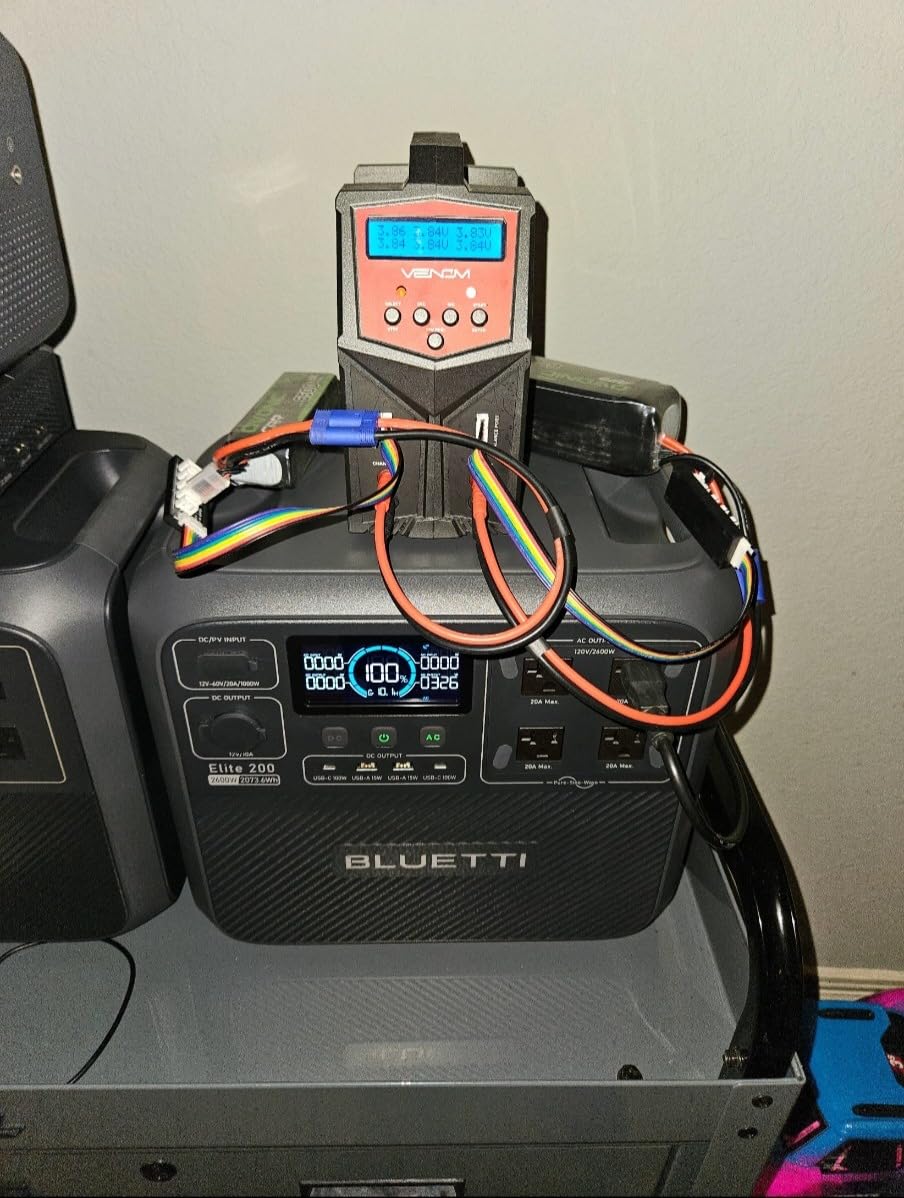BLUETTI Elite 200 V2 Portable Power Station 2073.6Wh 2600W Solar Generator customer photo 2