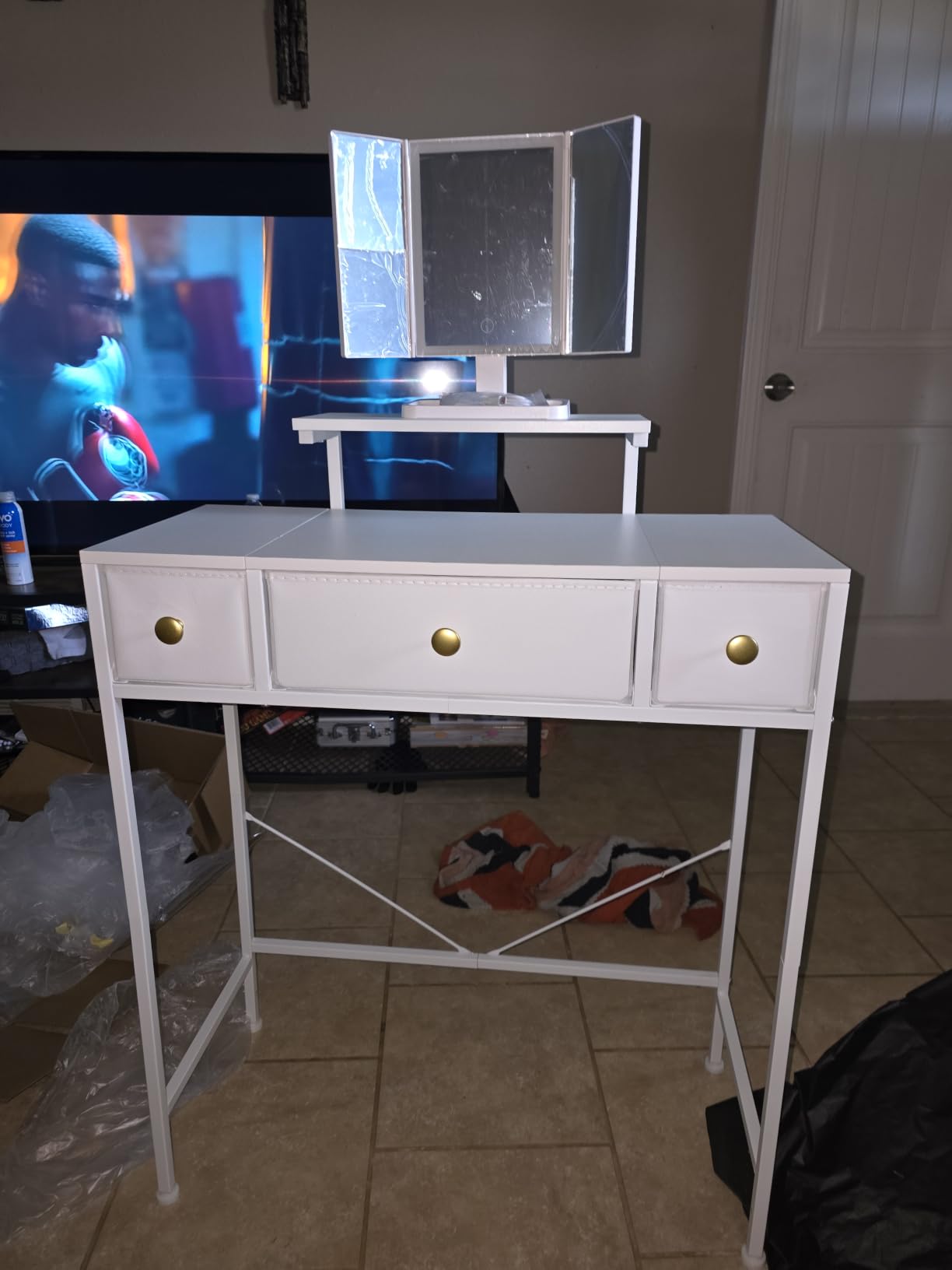 HIGDBFE Small Makeup Vanity Desk 27.5''W with Mirror and Lights, White customer photo 2