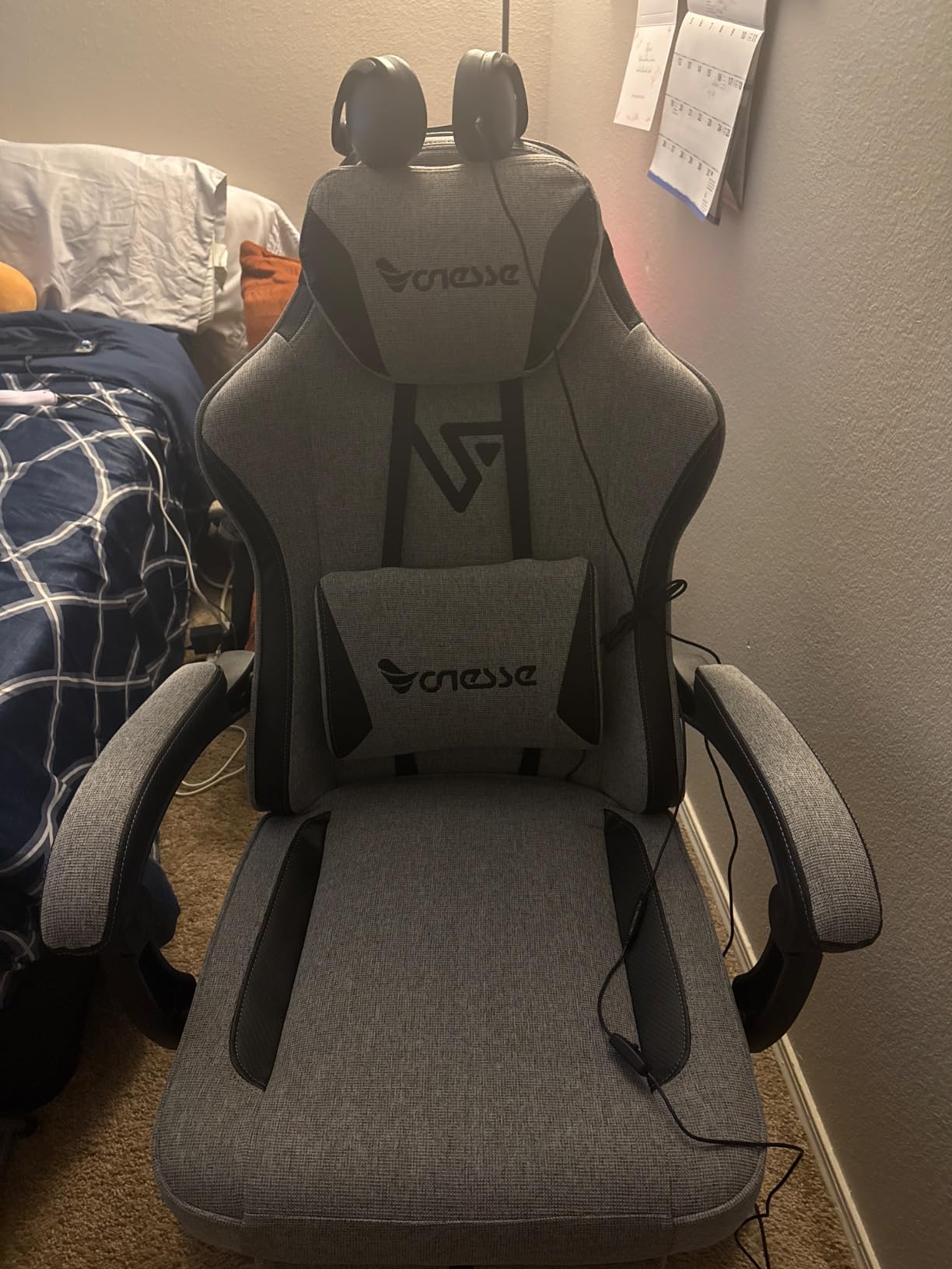 Vonesse Gaming Chair, Desk Chair with Linen Breathable Mesh Fabric, Office Chair with Adjustable Lumbar Support, Computer Chairs with Footrest and Headrest (Light Gray) customer photo 1