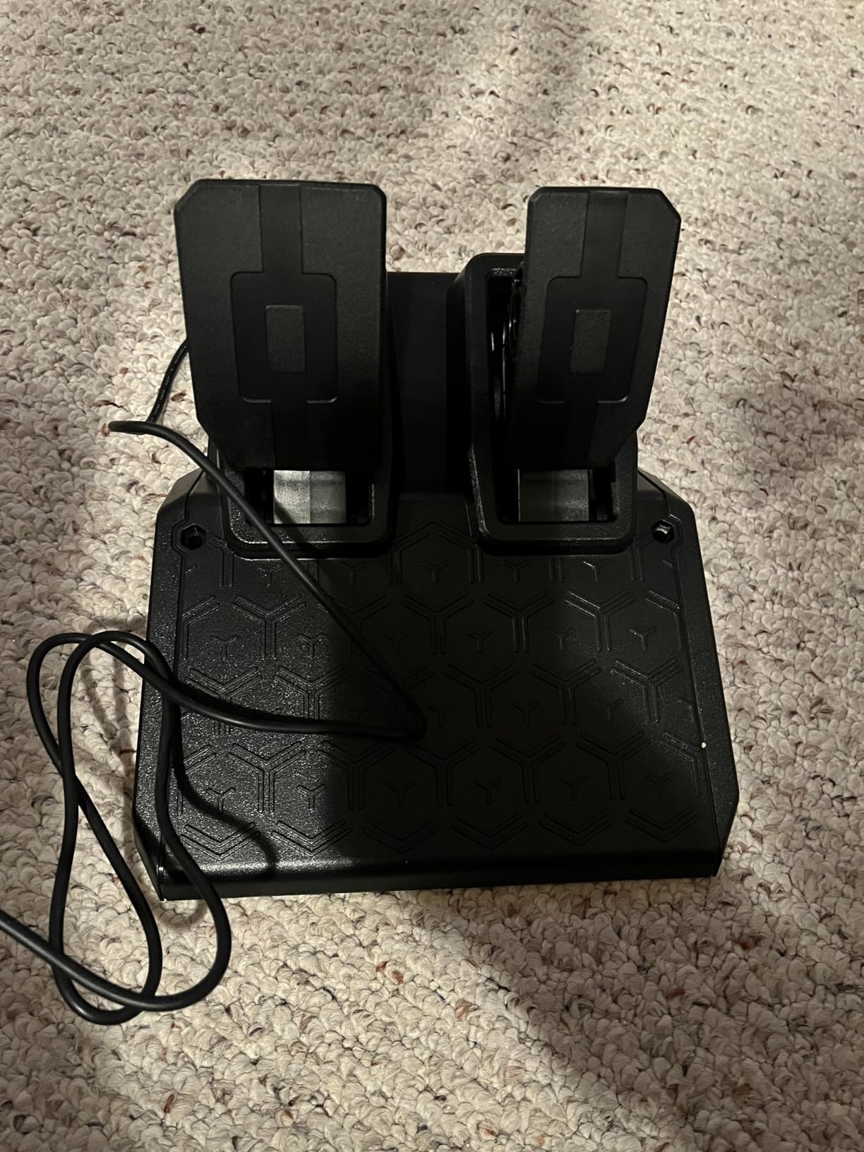 Thrustmaster T98 Ferrari 296 GTB - Racing Wheel and Pedal Set - PS5 & PC customer photo 2