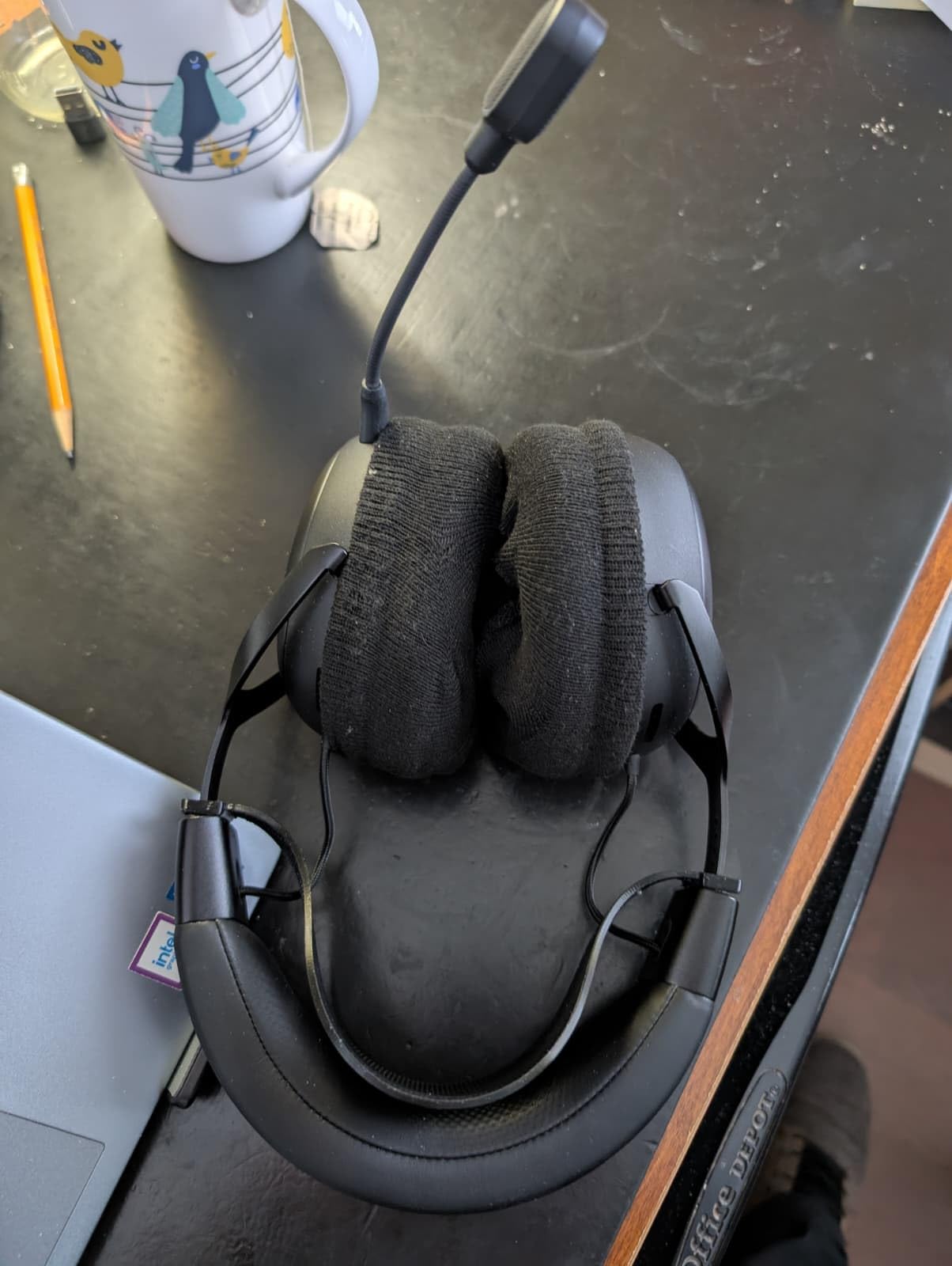 HyperX Cloud III S – Wireless Gaming Headset for Multi-Platform, 2.4GHz, Bluetooth, Battery Life up to 120 Hours 2.4GHz / 200 Hours Bluetooth, 53mm Angled Drivers, Detachable Mic – Black customer photo 2