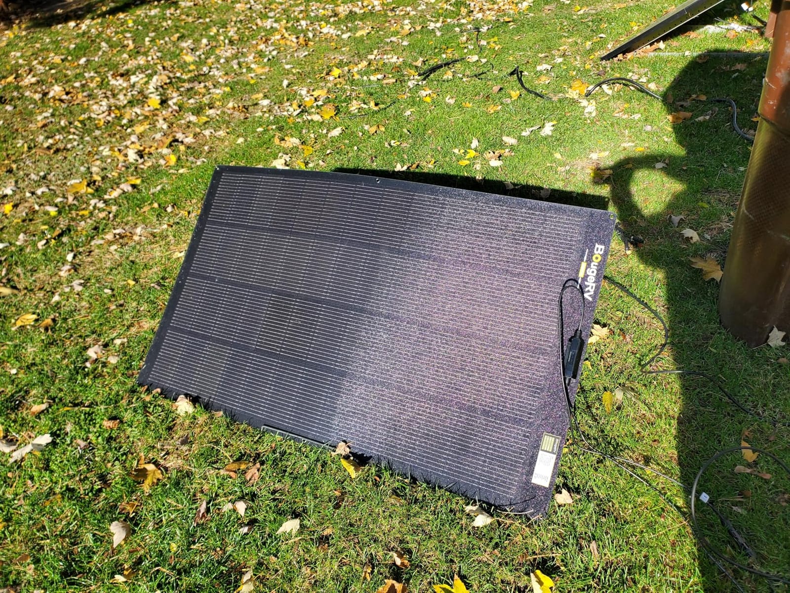 BougeRV Arch Pro 200W Anti-Shading N-Type Fiberglass Flexible Solar Panel customer photo 2