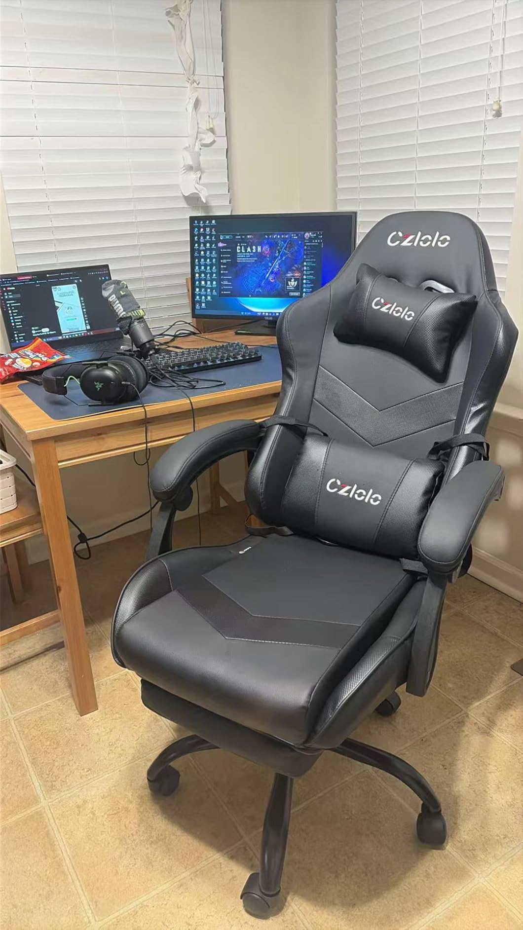 Czlolo Gaming Chair, Ergonomic Office Computer Chair with Footrest and Lumbar Support Massager High Back Video Gamer Chair, Wide＆Thick Cushion, 90°-135° Recline, Adjustable Height, Carbon Black customer photo 2
