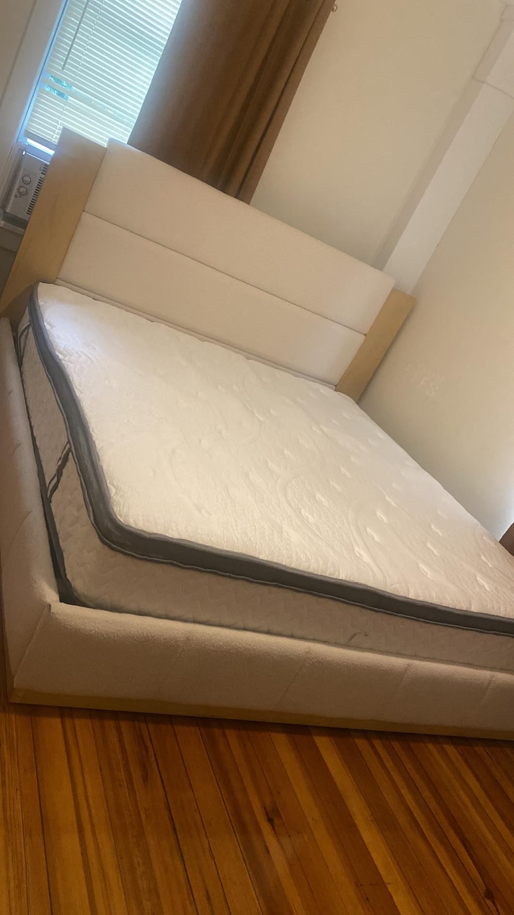SLEEP100 Firm Queen Mattress 14 Inches - Luxury Cooling Hybrid Bed Mattress in a Box with Lumbar & Shoulder Support, Hotel Collection for Pain Relief - Fiberglass Free - 365 Night Trial customer photo 1
