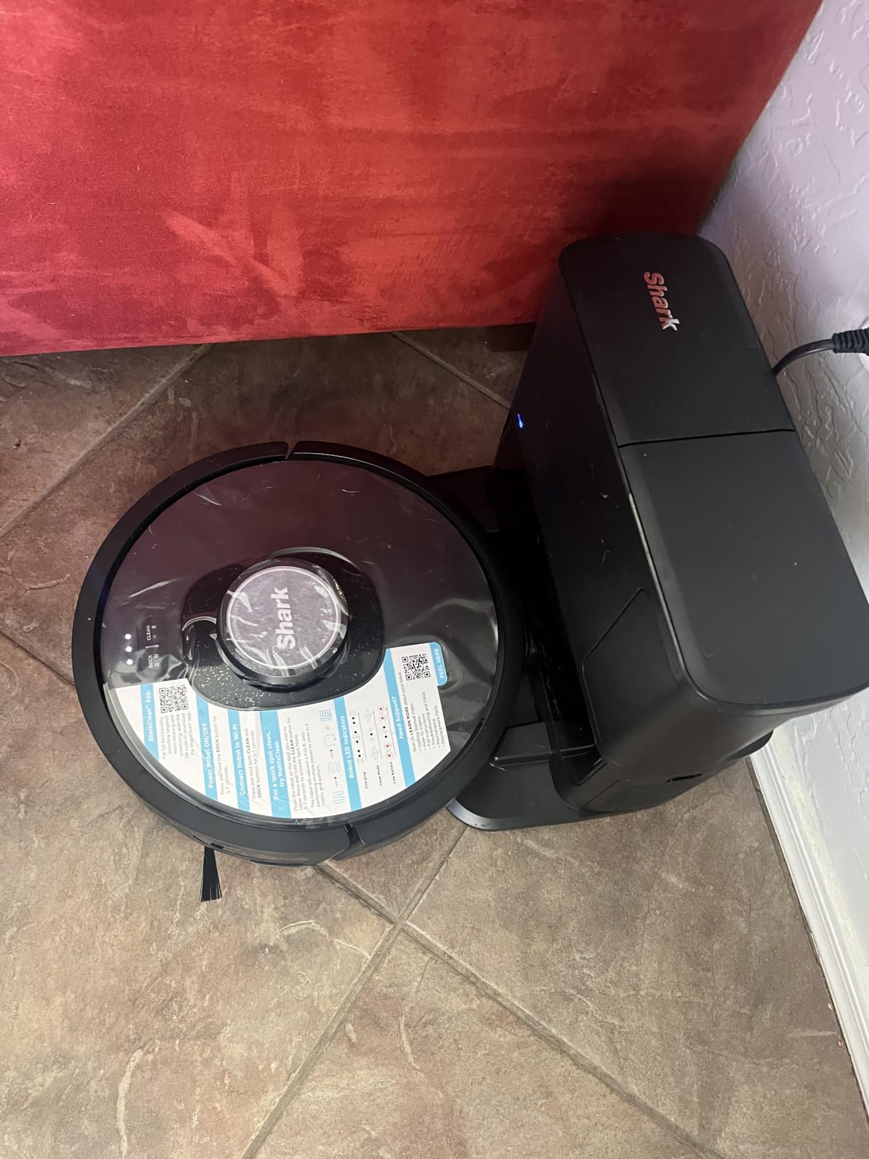 Shark Stratos 2-in-1 Robot Vacuum & Mop, White, AV2700ZE customer photo 1