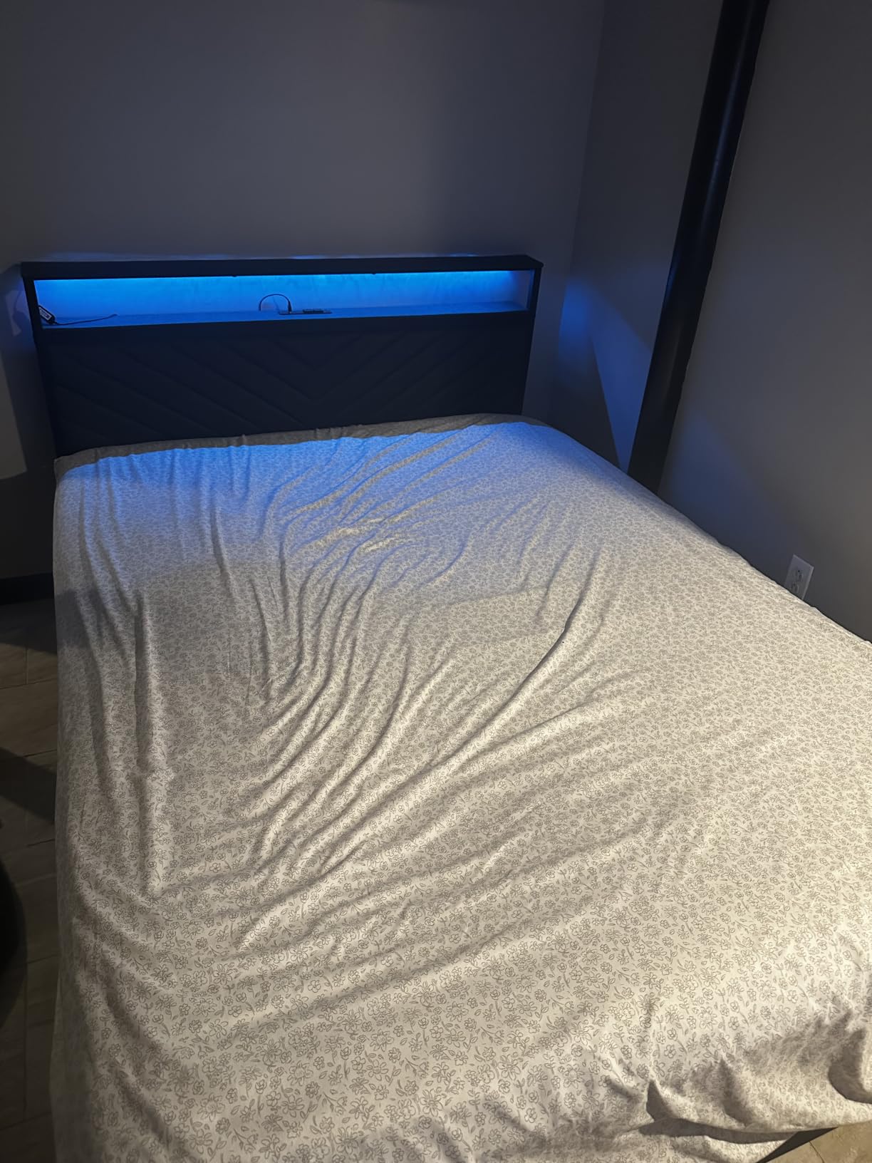 Fluest Twin Bed Frame with Storage Drawers, Upholstered Headboard with Charging Station, LED Lights, Fabric Drawers with Wheels, Under Bed Storage, No Box Spring Needed, Easy Assembly, Grey customer photo 2
