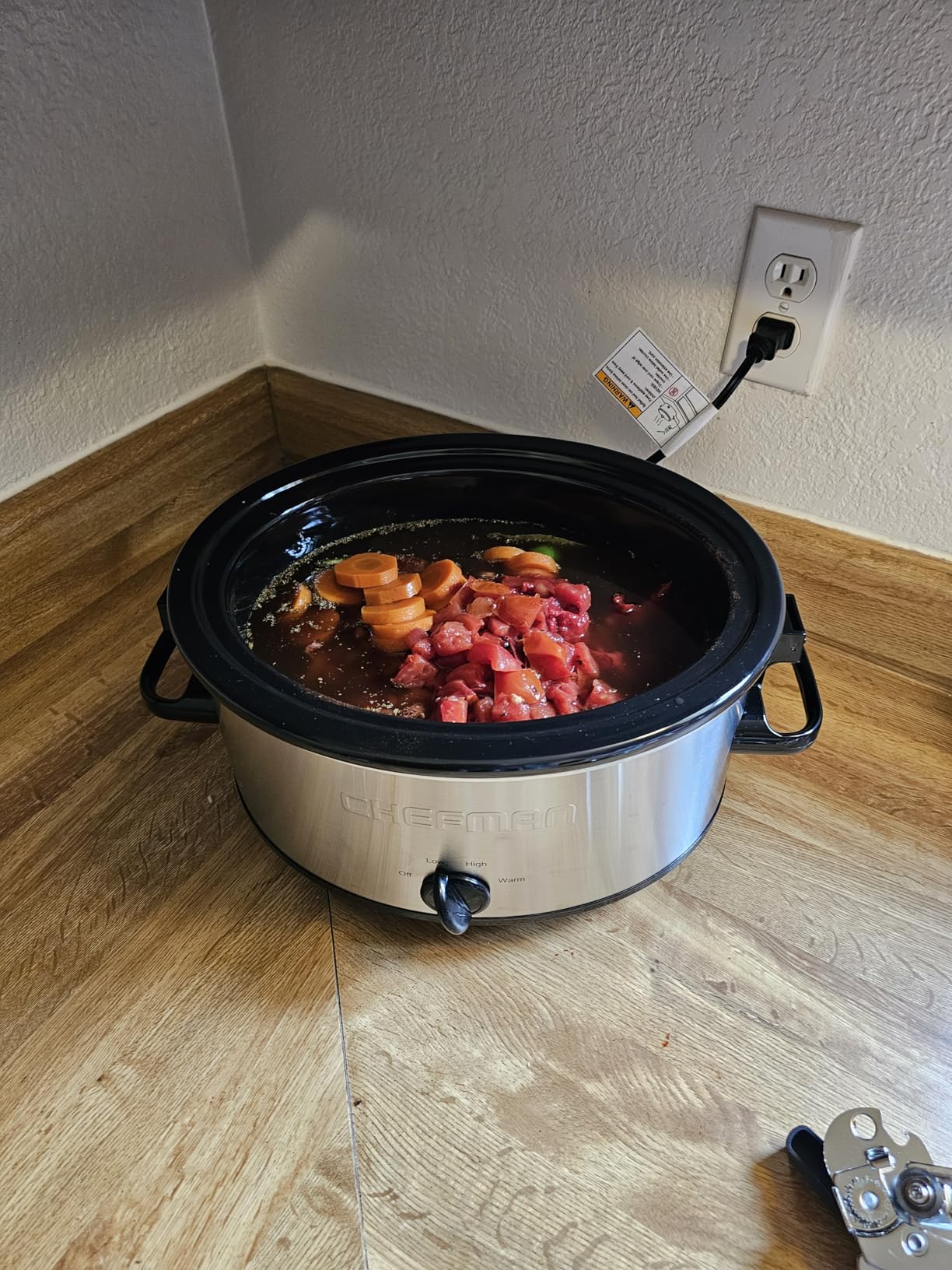 Chefman Triple Slow Cooker & Food Warmer, Three Crock Slowcooker with 2.5 Qt. Ceramic Crocks, 7.5-Quart Total Capacity, PFAS-Free, Three Temperature Settings, Dishwasher-Safe Parts – Stainless Steel customer photo 2