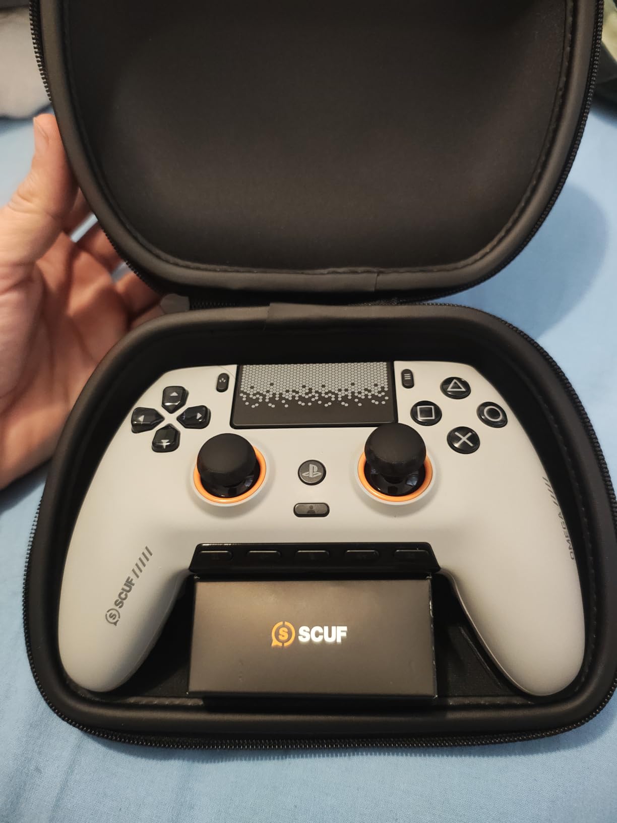 SCUF OMEGA PS5 Wireless Performance Controller – Black customer photo 1