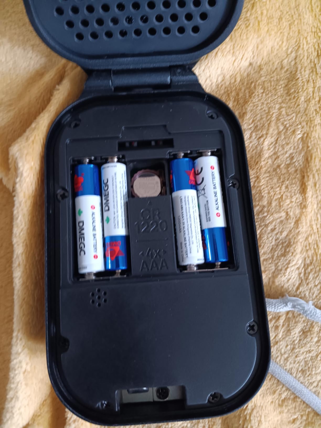 igloohome Waterproof Smart Lockbox with Offline PIN Codes & Bluetooth App Control (iOS & Android). For Airbnb, Realtors, and Contractors. customer photo 1