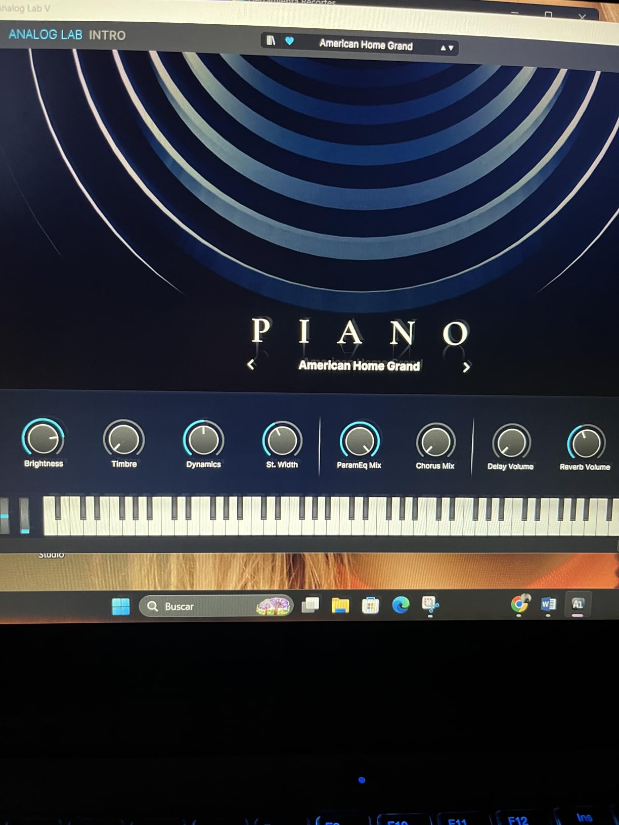 Arturia MiniLab 37 MIDI Keyboard Controller customer photo 2