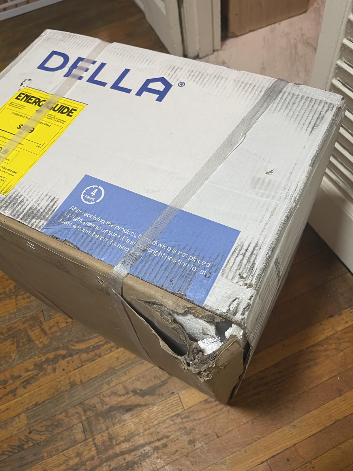 DELLA 6000 BTU AC Unit with Energy Saving Window Air Conditioner,WIFI Smart Controls, GEO Location, Work with Alexa, Cools Up to 250 Sq. Ft, Easy Install,Reusable Filter,Remote, Dehumidifier, Fan customer photo 1